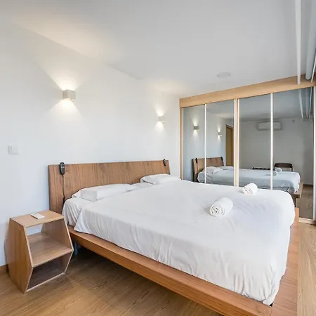Guestready - Tradition Near Lapa Station * Porto