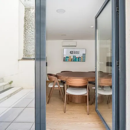 Guestready - Tradition Near Lapa Station Apartment Porto